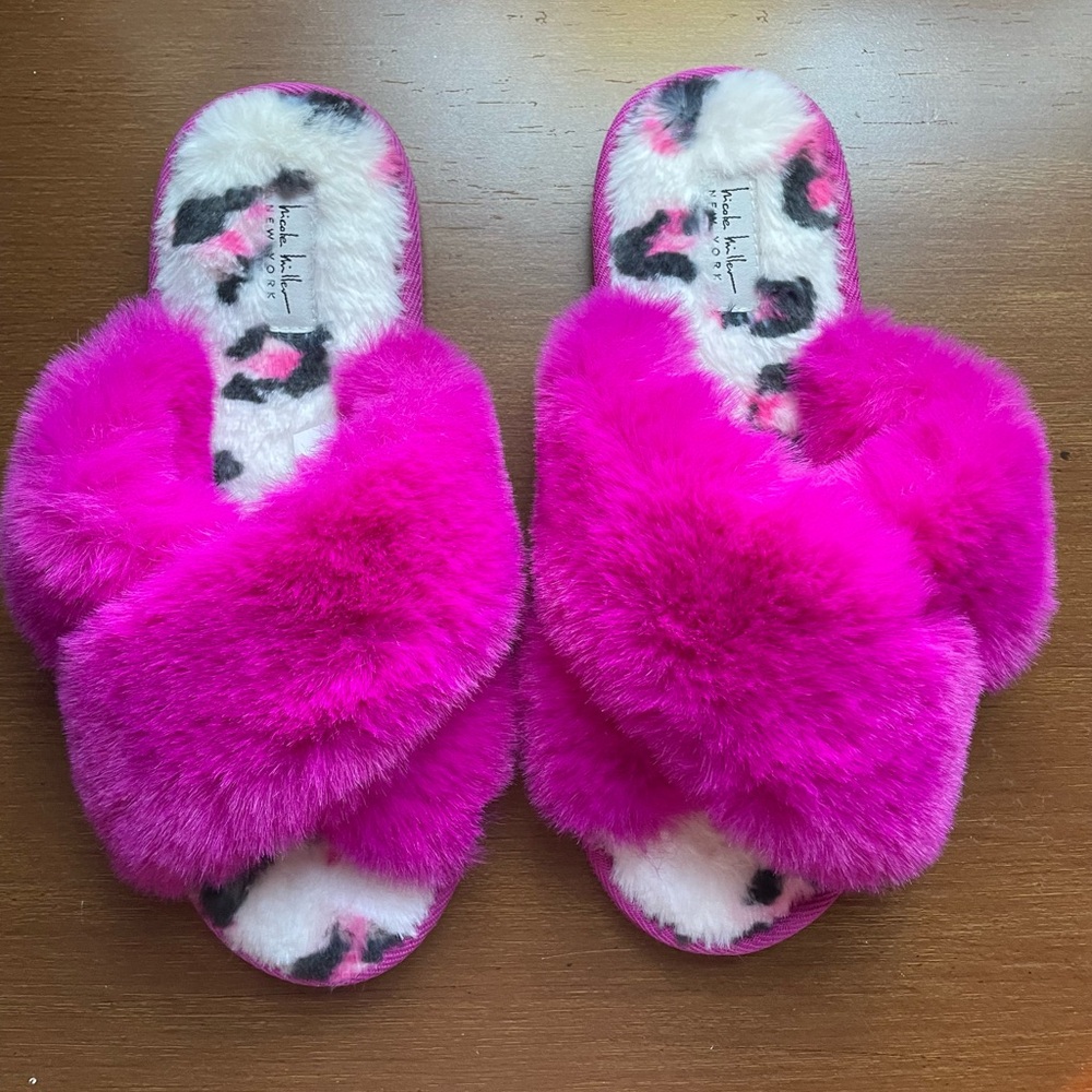 Fluffy Pink Leopard Size L Slippers